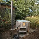 Chalet Maridu Tiny Cube