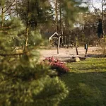 Maridu Tiny Cube Chalet *