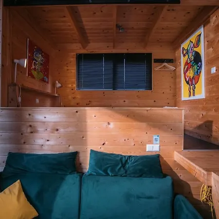 Dağ evi Maridu Tiny Cube Arnhem